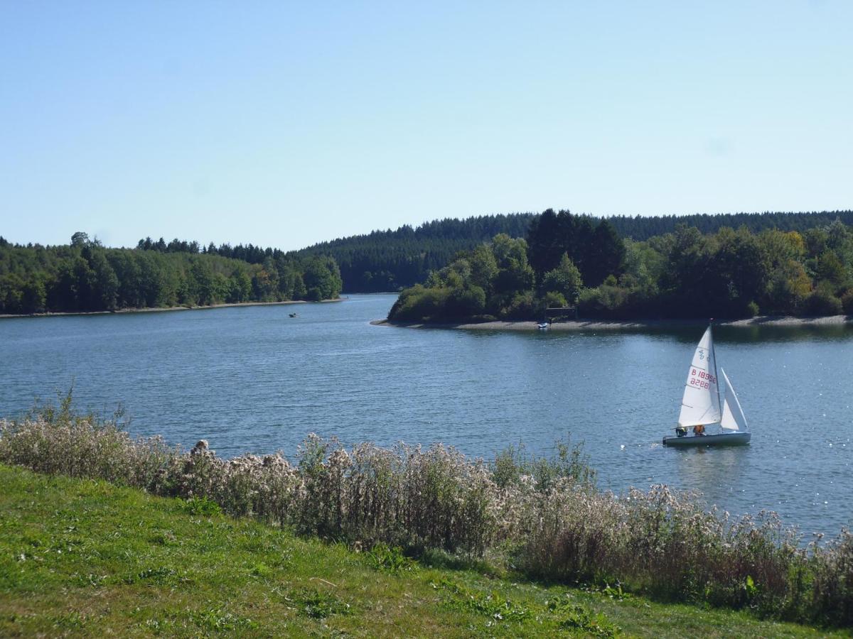 Eifel Lodge Бутгенбах Екстериор снимка